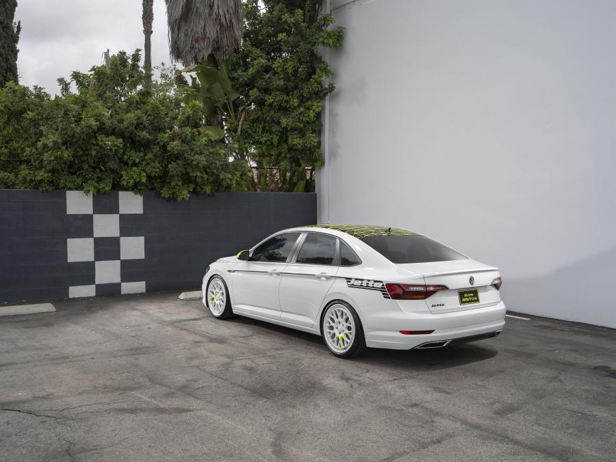  Volkswagen Jetta R-Line SoCal Concept 2018 года  (фото 5 из 5)